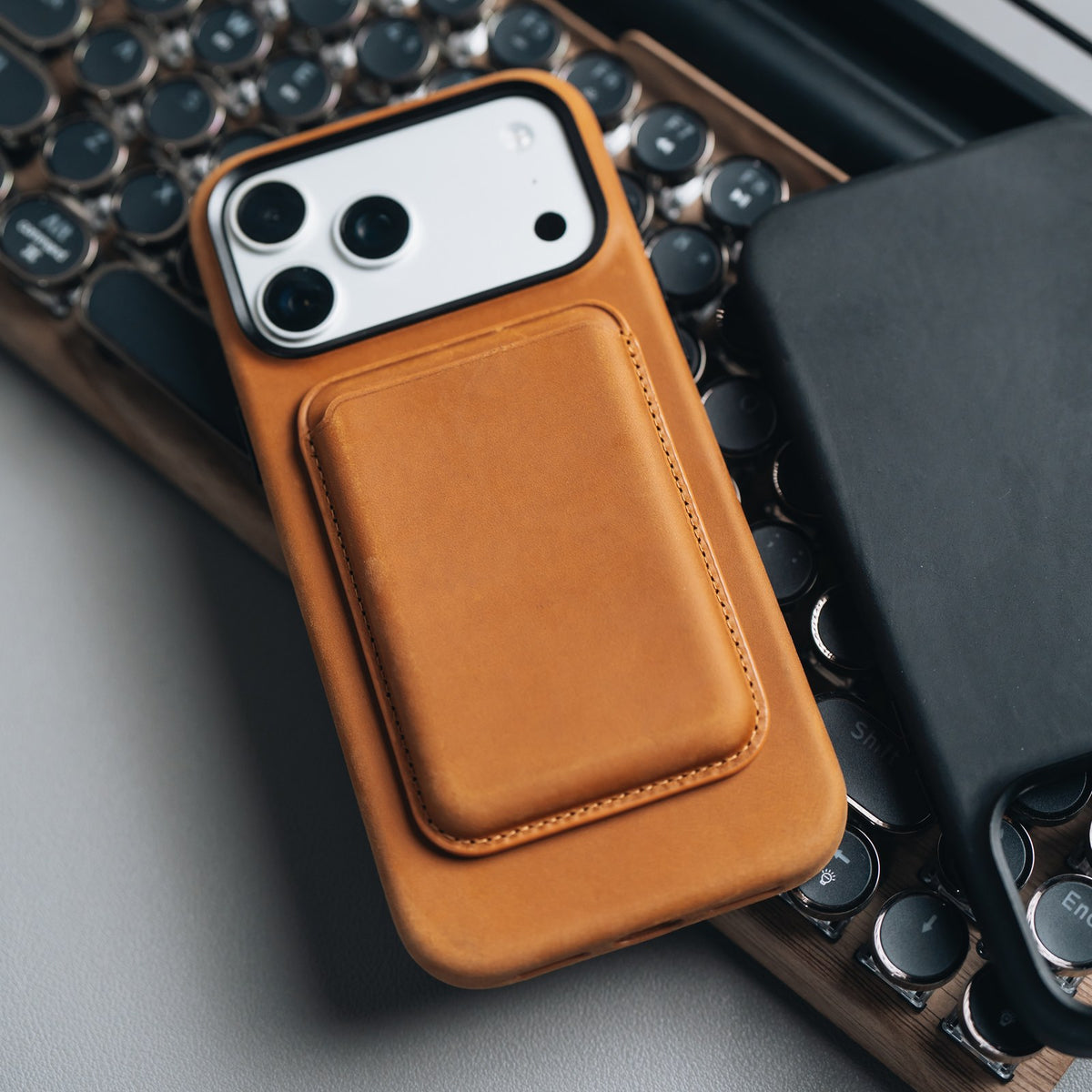THENOVO Crazy Horse leather